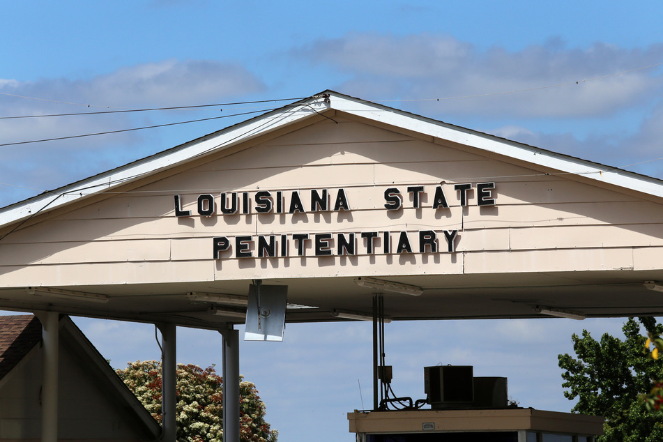 Louisiana executes Jessie Hoffman by nitrogen inhalation