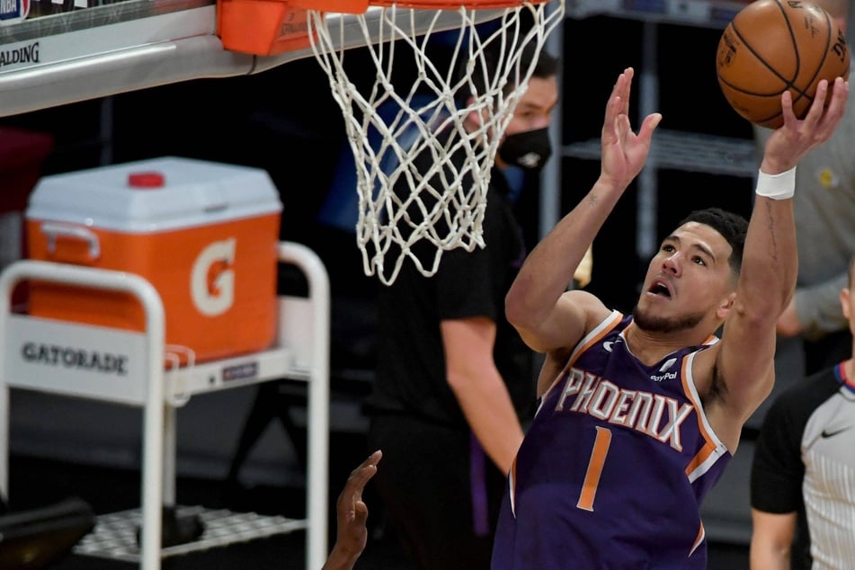 NBA Playoffs: The Suns stay hot to take a two-game lead over the Nuggets
