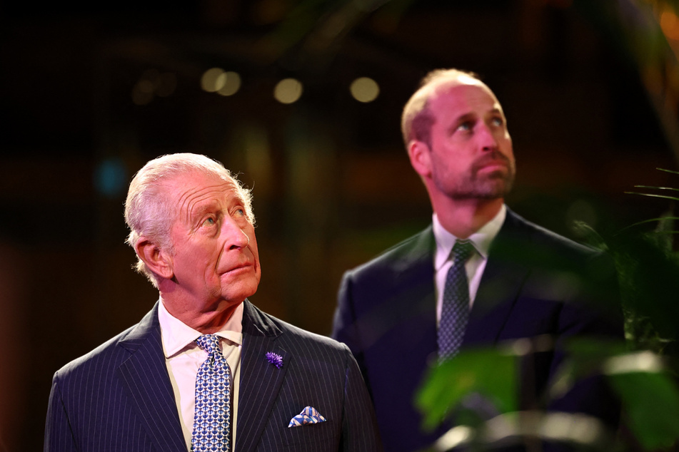 Both Charles (l.) and his son, Prince William, voluntarily pay income and capital gains taxes.