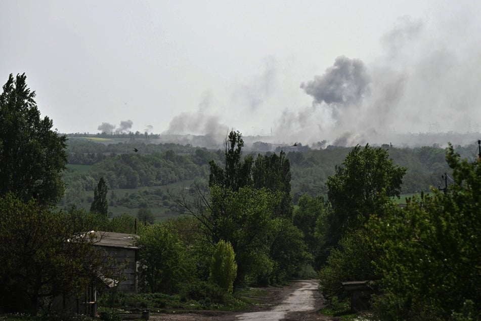 Ukraine's army commander has said Kyiv's situation has "worsened" amid continued attacks by Russia.