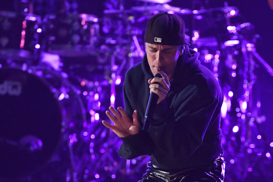 Iconic pop singer Justin Bieber is close to sealing a deal to sell the rights to his entire music catalog.