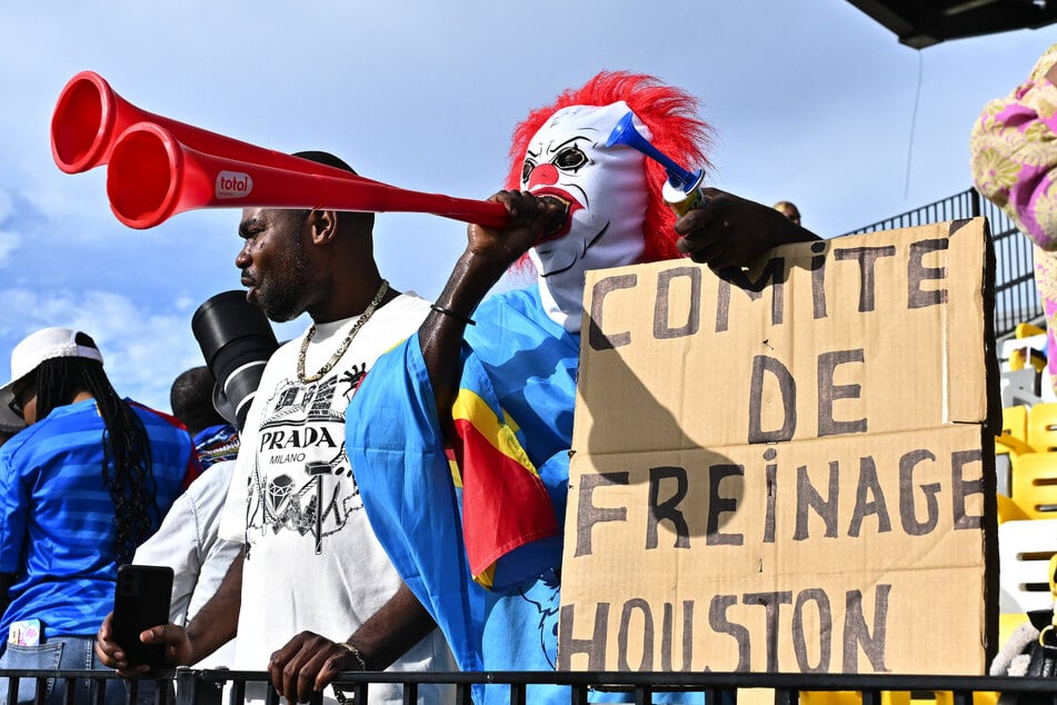 Diaspora turns out to support DR Congo World Cup team in Houston amid ebola crisis