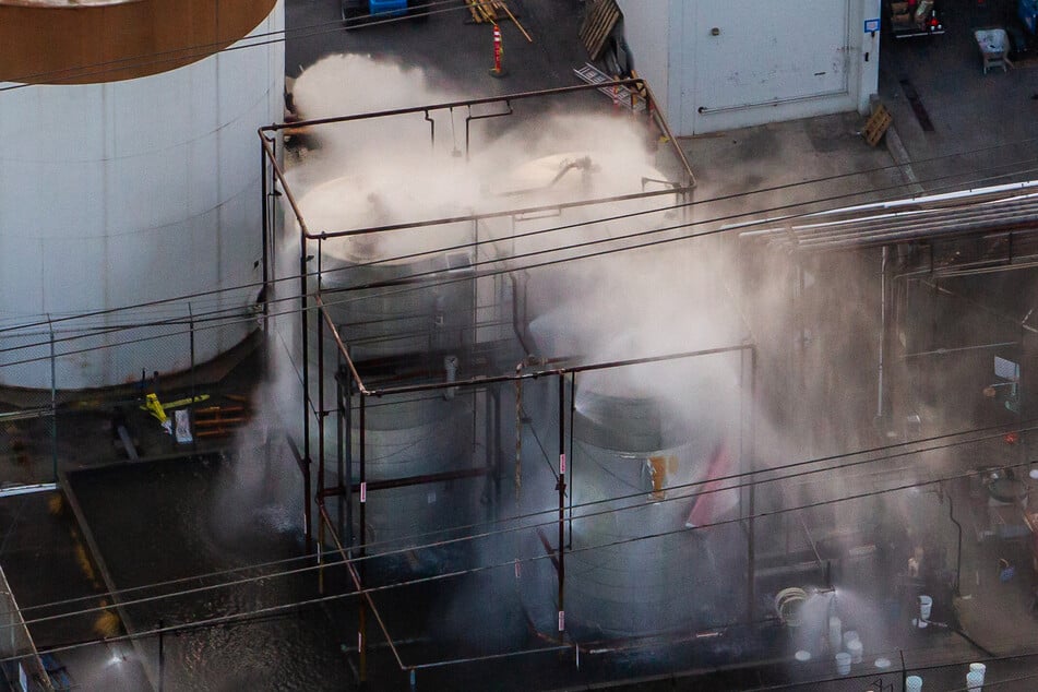 Temperature rises to concerning levels in California chemical leak amid explosion fears