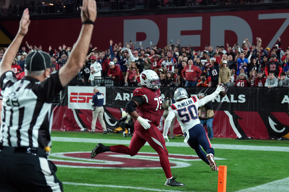 NFL: Patriots power to win after Cardinals suffer Kyler Murray blow