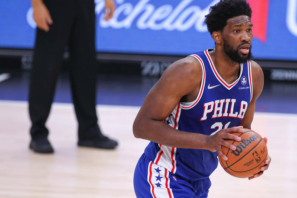Joel Embiid has scored 25 or more points in 22 consecutive games.