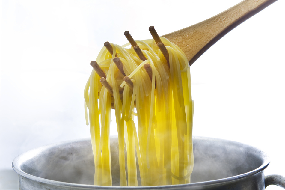 Nine family members die after eating defrosted homemade noodles