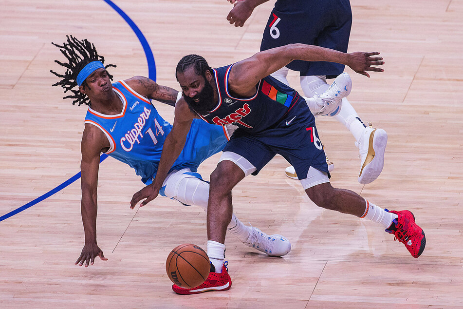 NBA roundup: Sixers smash Clippers on the road, Heat suffer a big upset