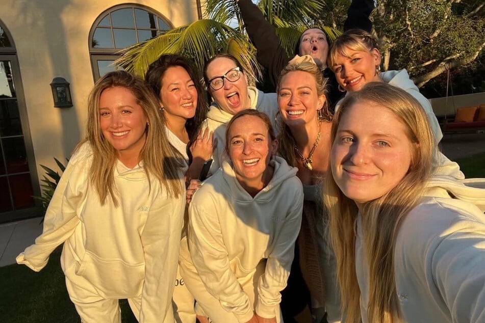 Ashley Tisdale spills why she ditched "toxic" celeb mom group in viral drama