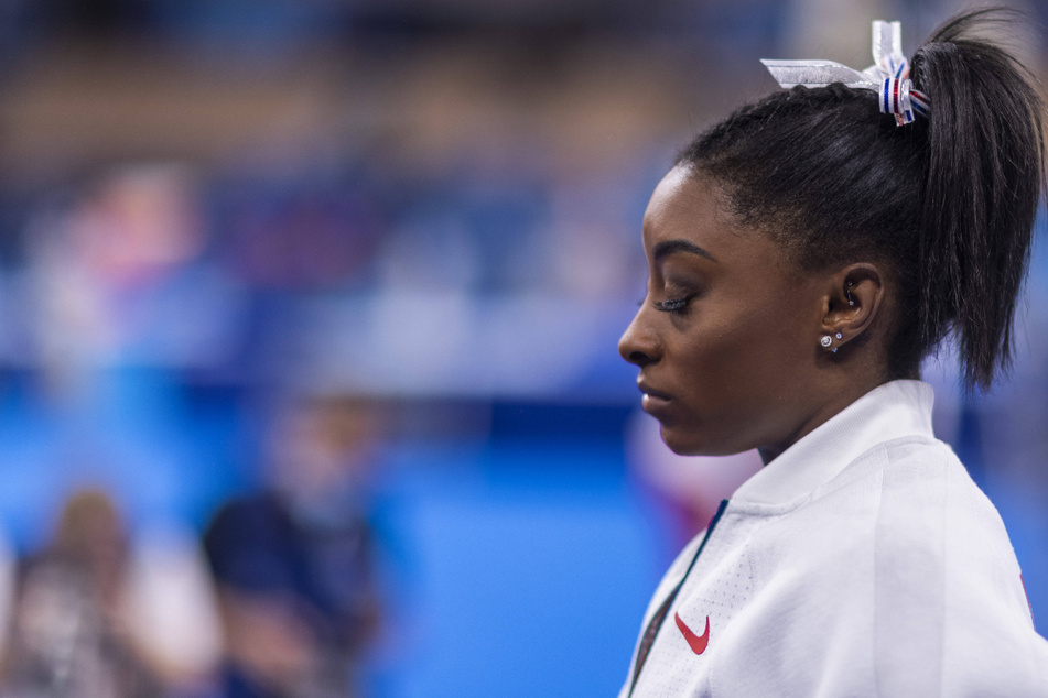 Simone Biles shockingly withdraws as Russia claims first Olympic team gold in 29 years