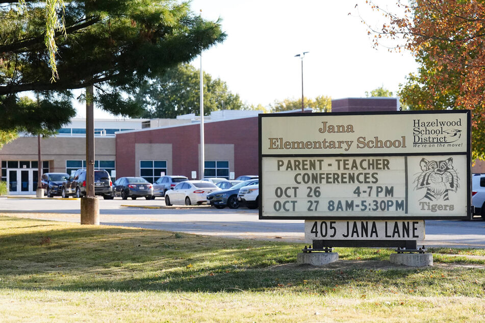 Missouri elementary school to close after radioactive waste report