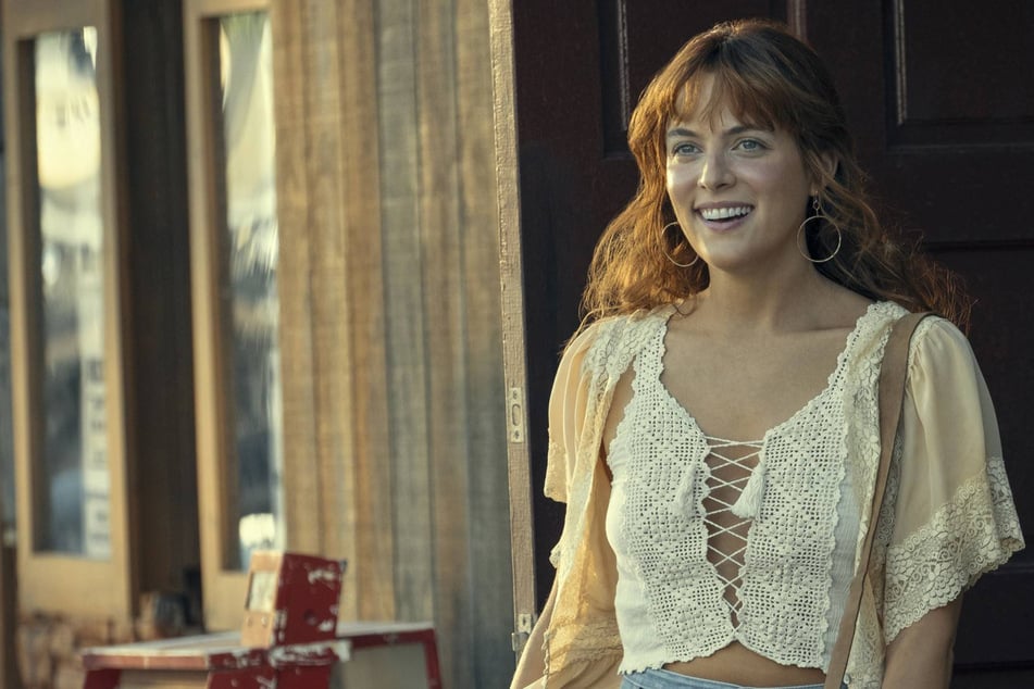 Will Daisy Jones & The Six return for season 2?