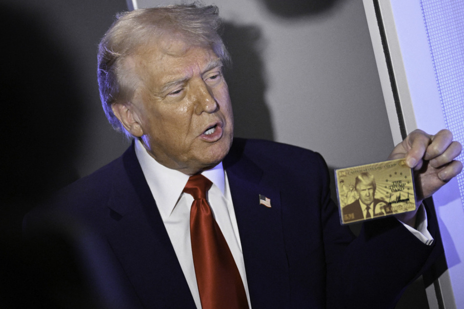 Trump unveils website to sell golden US residency visas for millions