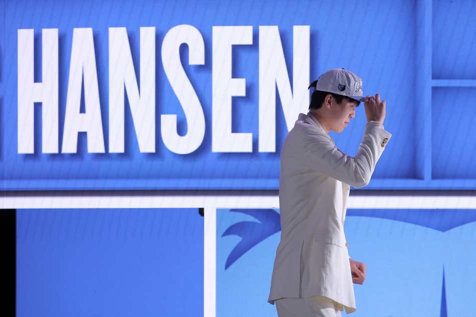 NBA Draft: Trail Blazers pick China's Yang Hansen in first-round surprise