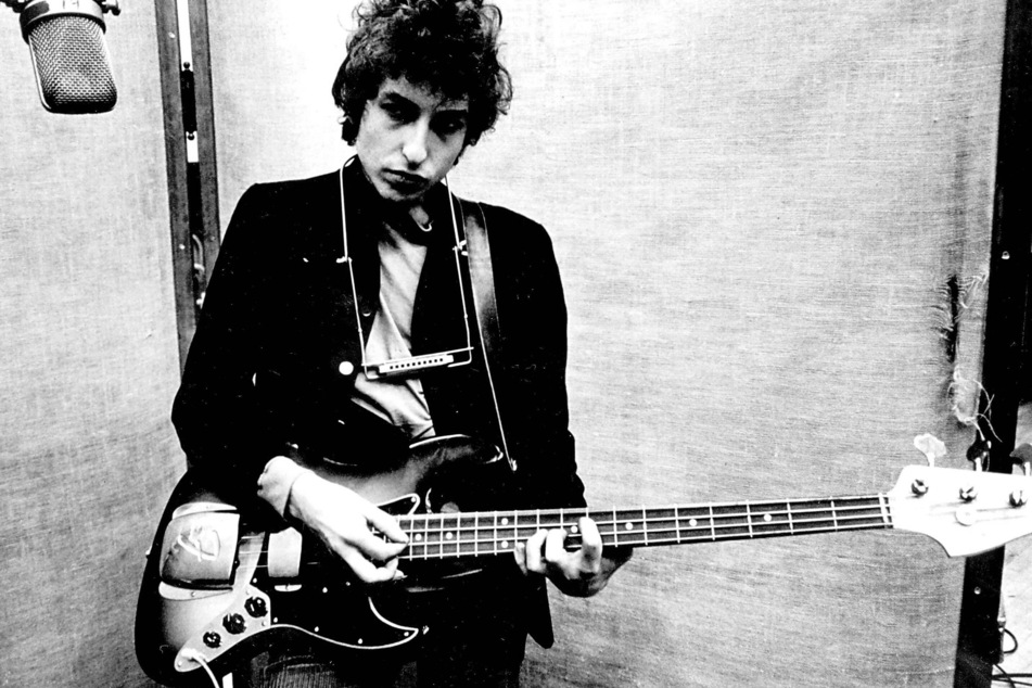 Bob Dylan recording Bringing It All Back Home in 1965, the year of the alleged abuse.