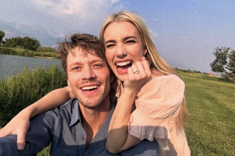 Emma Roberts (r.) confirmed her engagement to Cody John via Instagram on Tuesday.