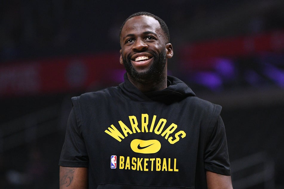 Warriors Forward Draymond Green is set to make his return from a back injury to the Warriors' active roster on Monday.