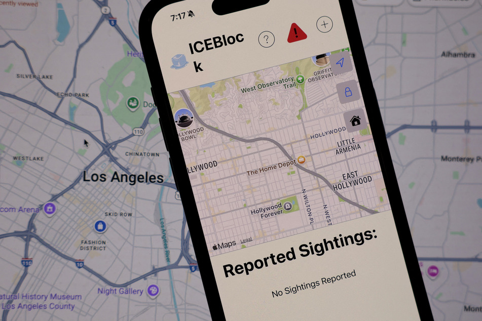 Apple caves to Trump administration pressure over ICE tracking apps