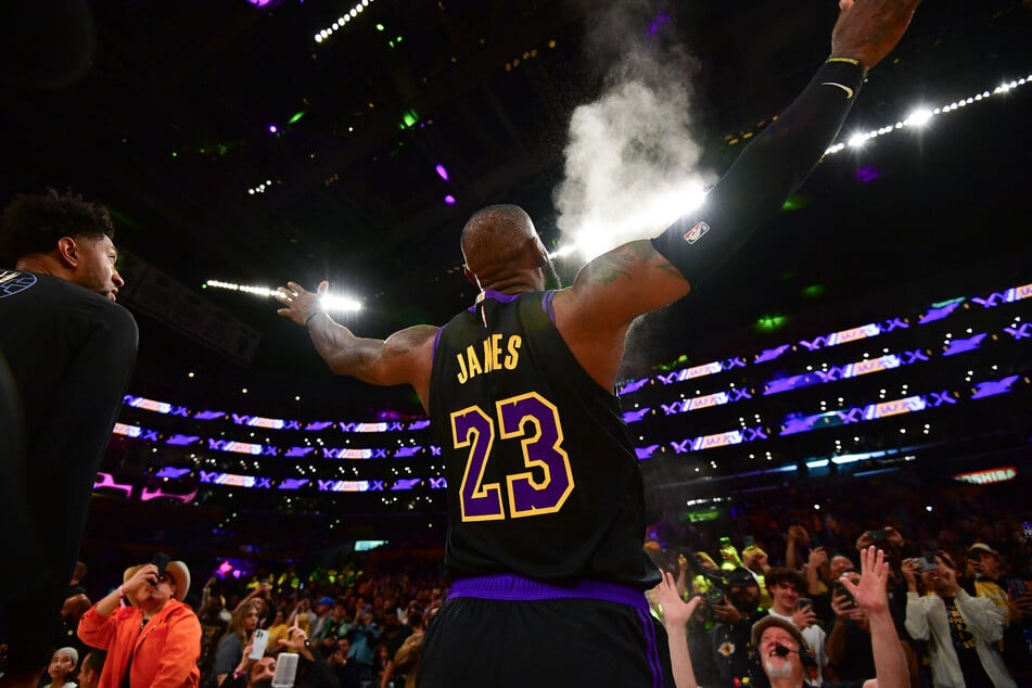 LeBron James became the first player in NBA history to pass the 39,000-point mark as the Los Angeles Lakers beat the Utah Jazz.
