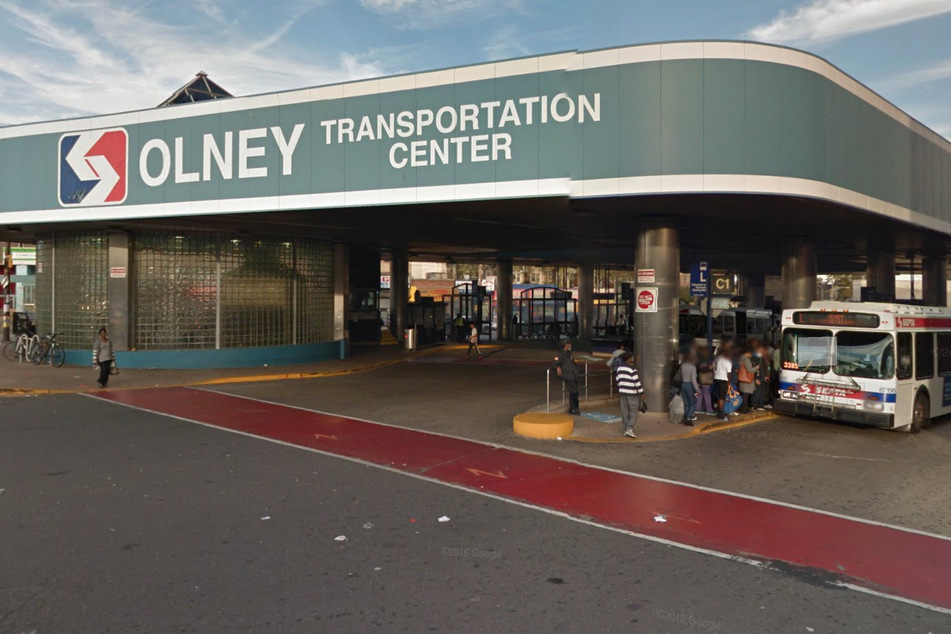 Eight people wounded in shooting near Philadelphia train station
