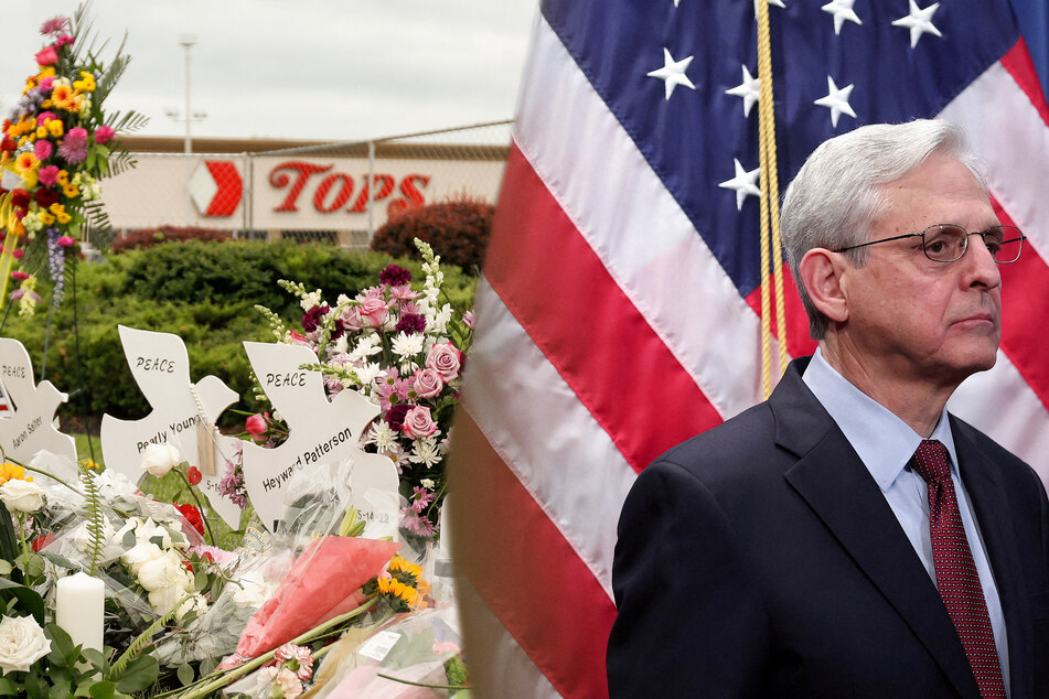 Buffalo supermarket shooter to face federal hate crime charges