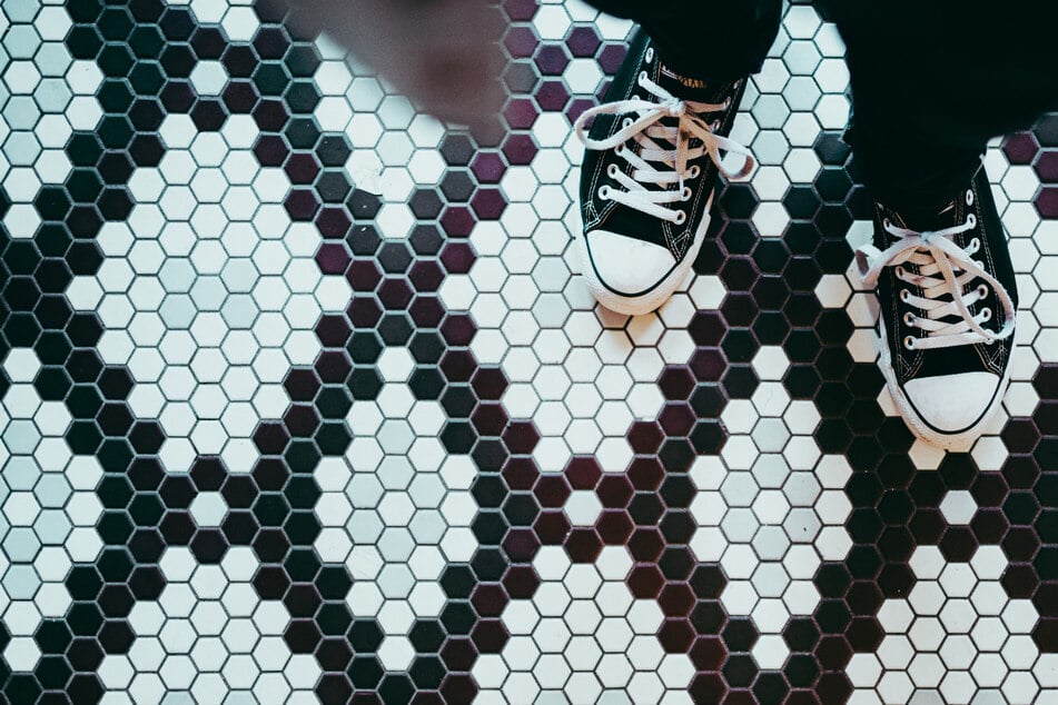 What can you do about squeaky shoes? Here's how to fix noisy soles