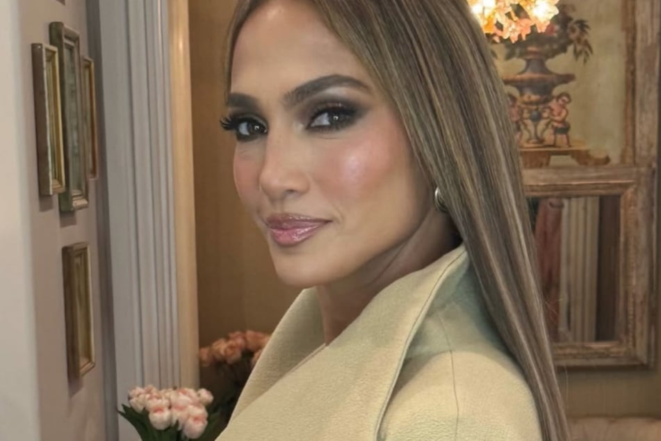 Jennifer Lopez spilled some behind-the-scene secrets during a Q&A panel and private screening of Kiss of the Spider Woman.