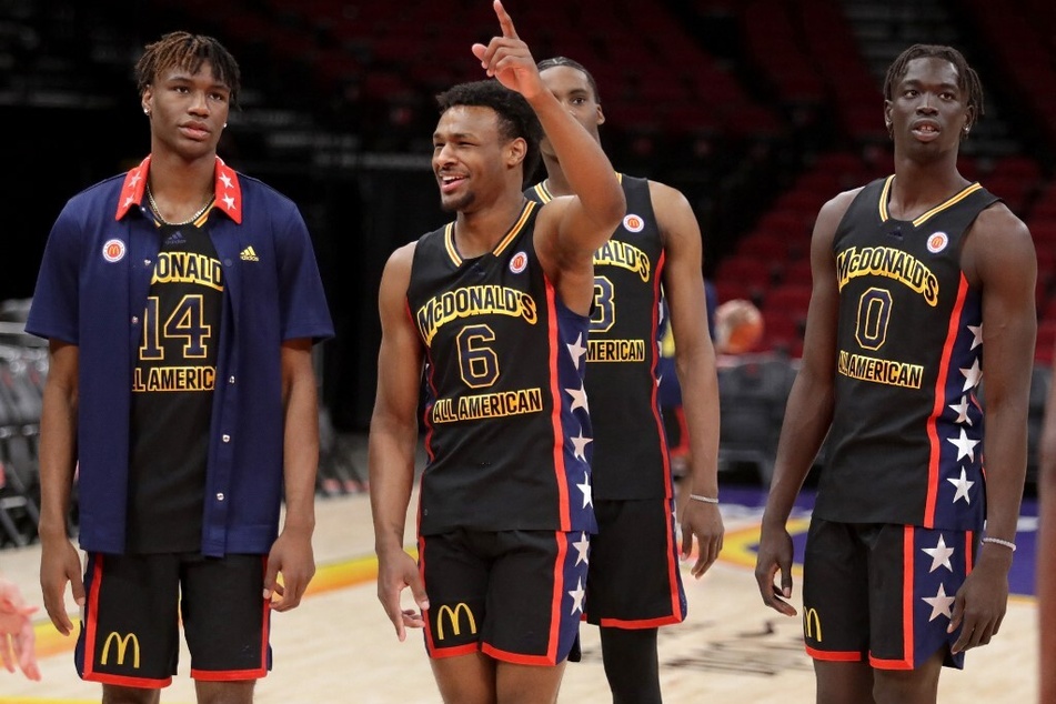 NCAA basketball insider makes bold Bronny James prediction