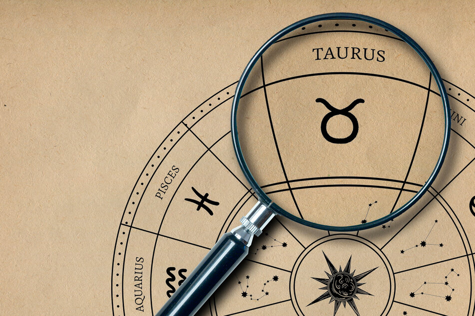 Free Taurus monthly horoscope for April 2025
