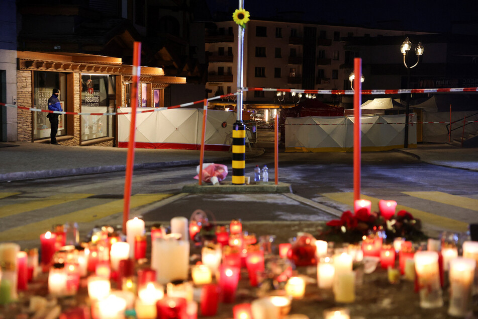 At least 40 people were killed and more than 100 injured at a Swiss ski resort after a fire broke out in a bar full of people celebrating the New Year.
