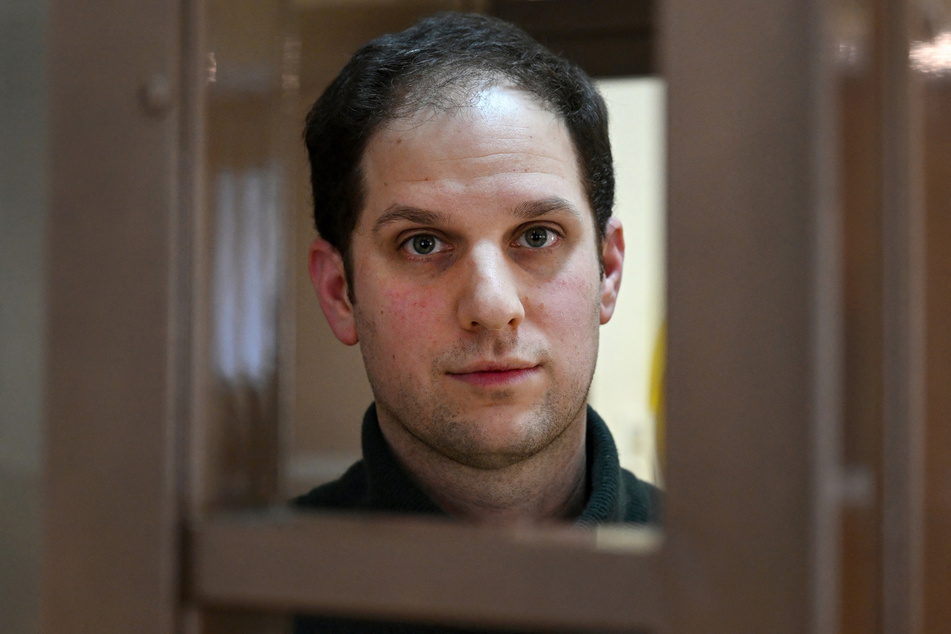 The US journalist was indicted for allegedly collecting information on the production and repair of defense technology last year on behalf of the CIA.