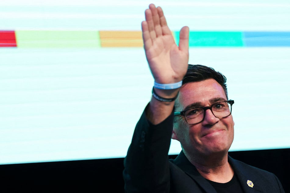 Newly elected MP Andy Burnham of Britain's Labour Party reacts following his victory in the Makerfield by-election, in Wigan, UK, on June 19, 2026.