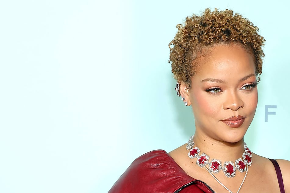 Rihanna stirs up renewed marriage rumors with massive diamond ring!
