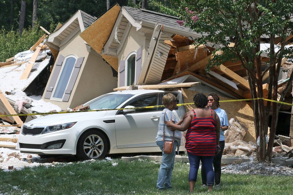 Titans star Caleb Farley's family suffers horrific tragedy in home explosion