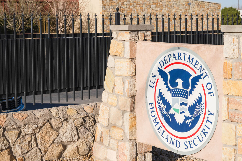 Trump administration seeks to deport two men who claim ICE agents killed a fellow detainee