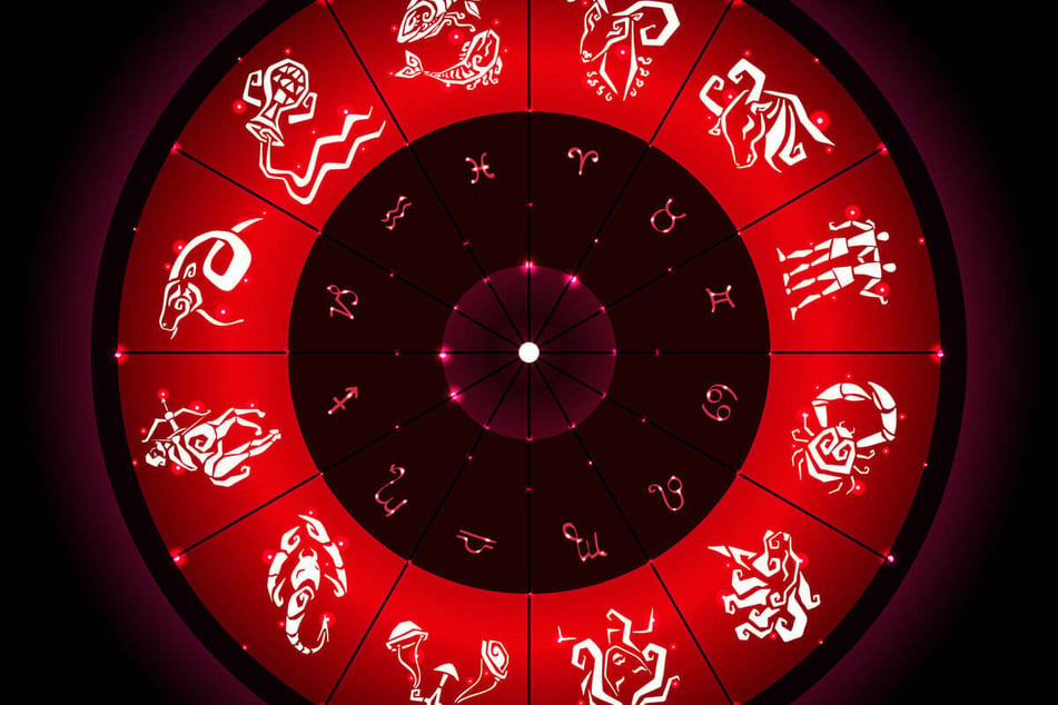 Today's horoscope: Free daily horoscope for Friday, December 5, 2025
