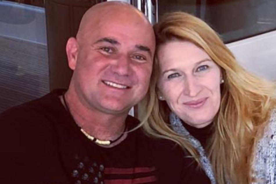 Reports reveal Steffi Graf and Andre Agassi are in a ruff feud with neighbors