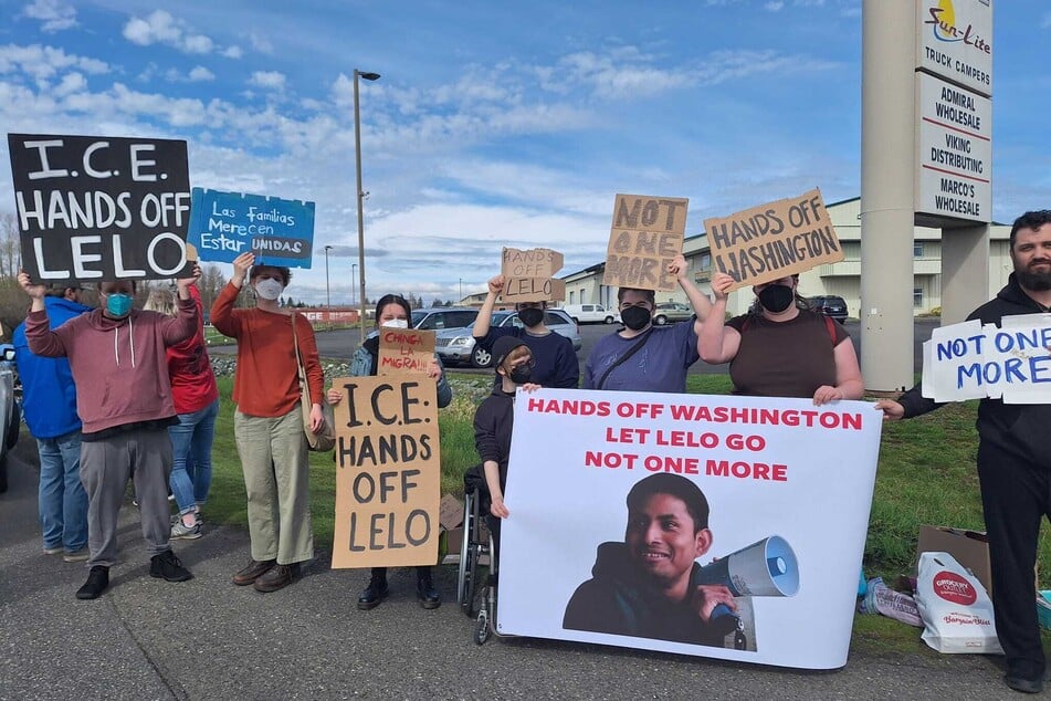 Supporters rally to protest the ICE detention of farmworker rights organizer Alfredo "Lelo" Juarez Zeferino.