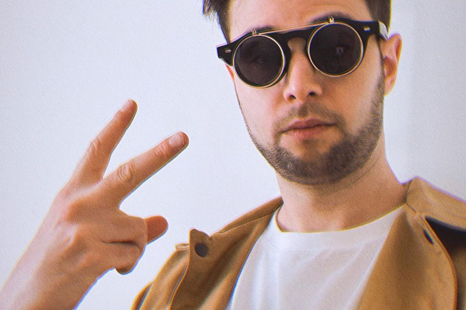 Zach Kornfeld posted a selfie on Instagram with the caption "onward."