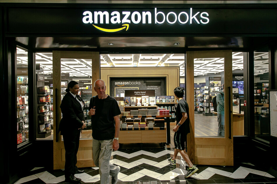 One lawsuit alleges that Amazon colluded with big publishers to drive up prices for print and e-books.