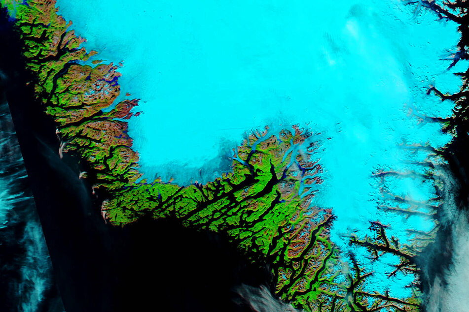 NASA imaging shows the worsening melt of the Greenland ice sheet in 2021.