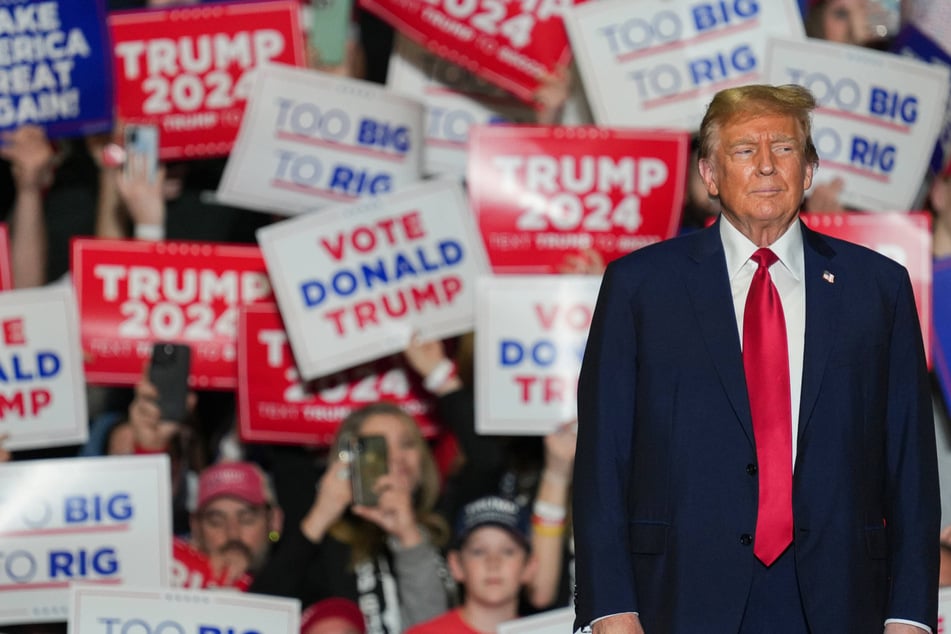 Donald Trump continued to dominate the Republican presidential primaries as the Super Tuesday results rolled in.