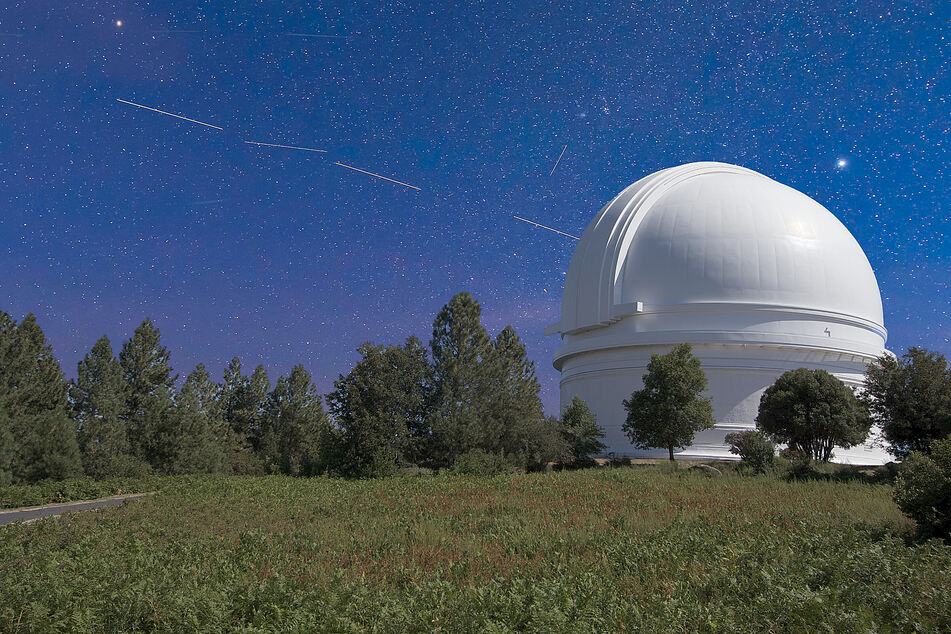 Musk's Starlink satellites are streaking across the sky and astronomers are not amused