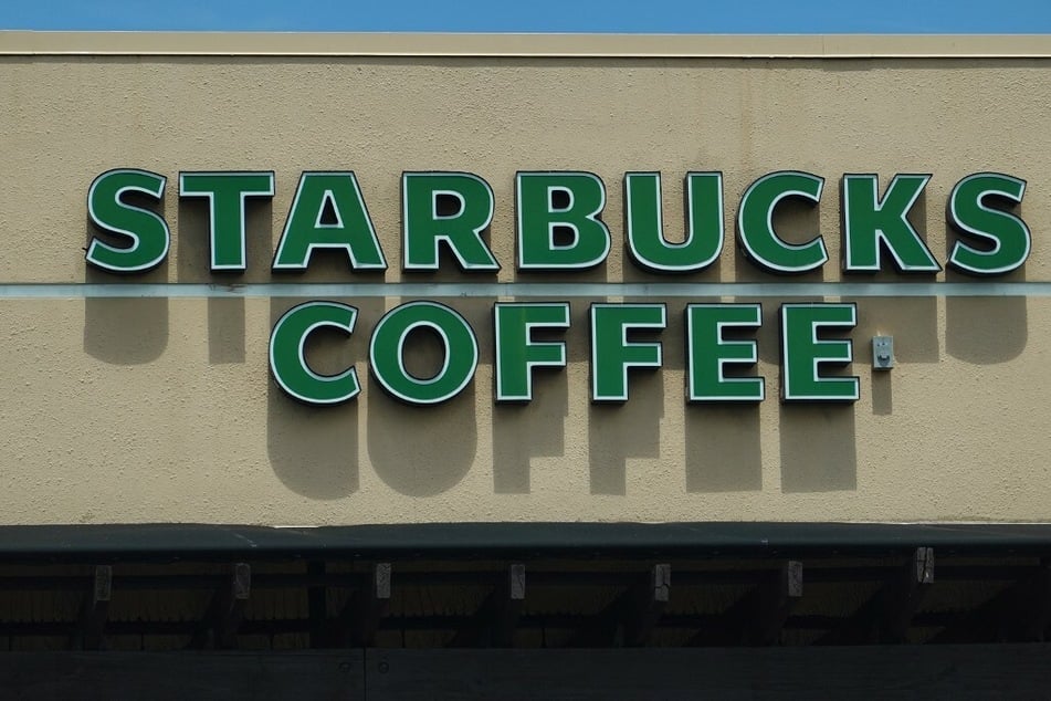 Two Starbucks stores in Arizona grind out union victories