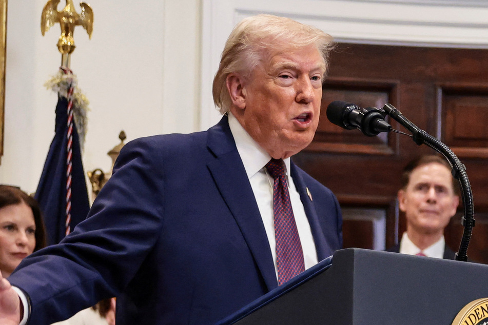 Donald Trump has announced that he will ask health insurers to cut prices.