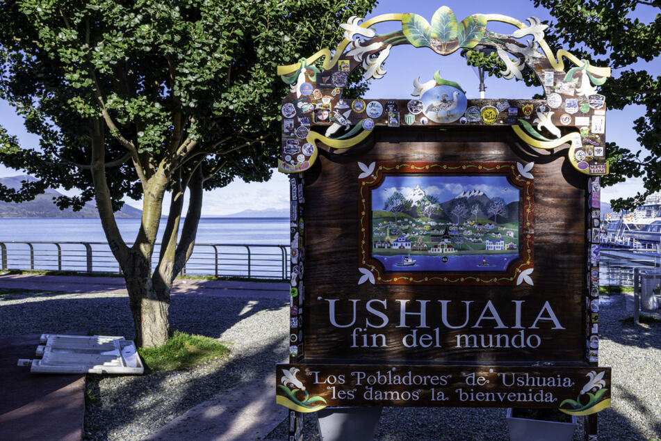 Surprise US congressional delegation visit to southern Argentina sparks outrage