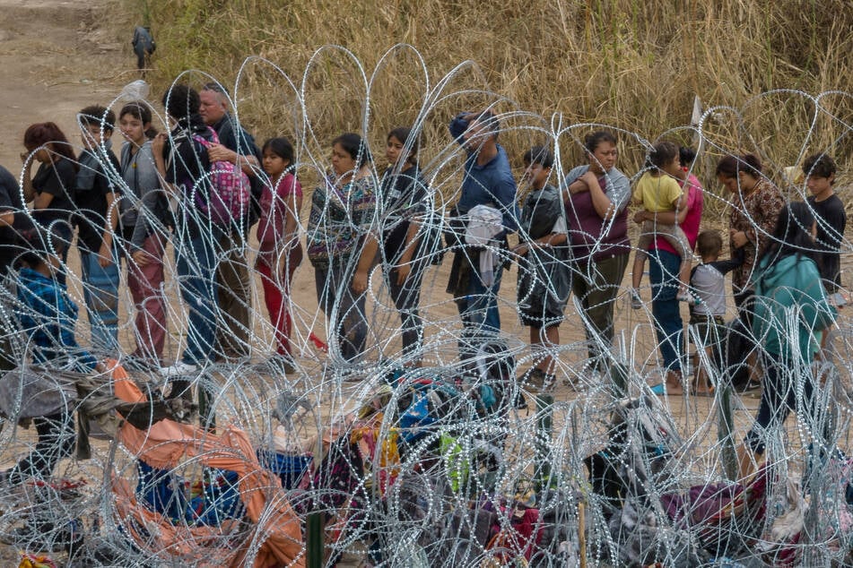 Supreme Court sides with Biden in Texas border barrier dispute