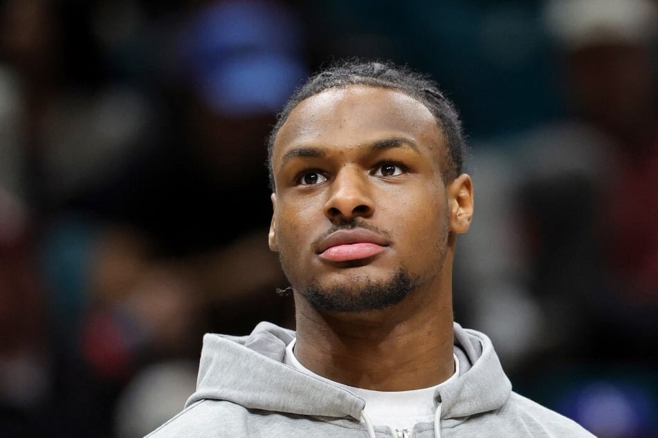 After heavy speculation and hype surrounding USC freshman Bronny James, the son of NBA legend LeBron is set to debut in his first NCAA hoops game.