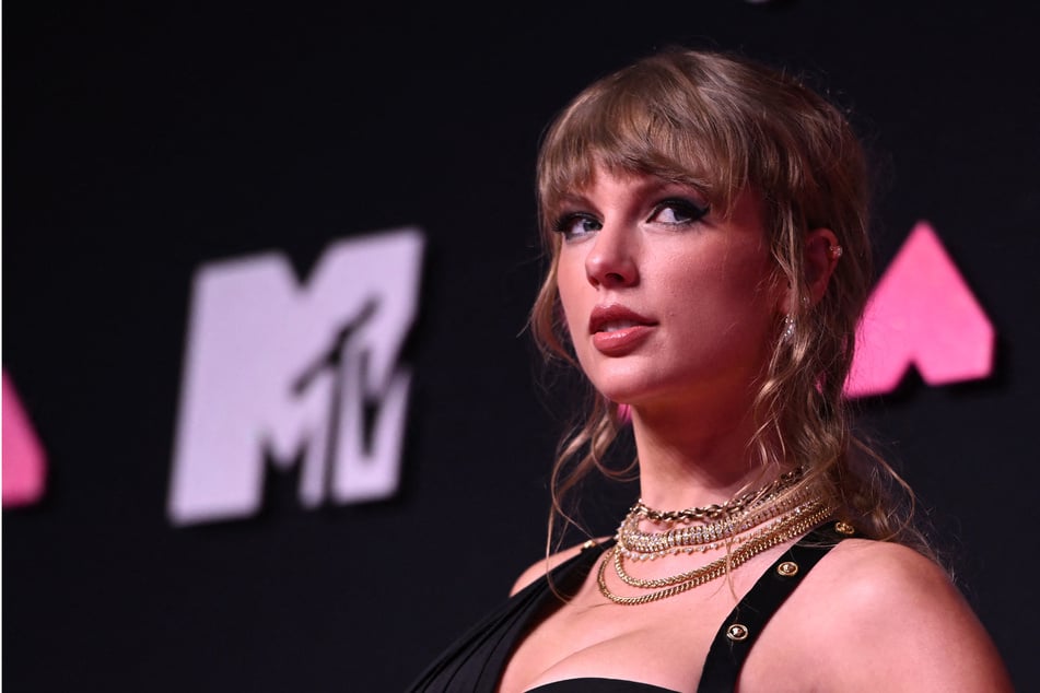 Taylor Swift earns biggest debut of her career with 1989 (Taylor's Version)