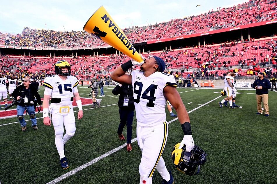 With Michigan's victories against Ohio State football in the last decade now linked to a cheating scandal, it's clear that America will be likely rooting for the Buckeyes.