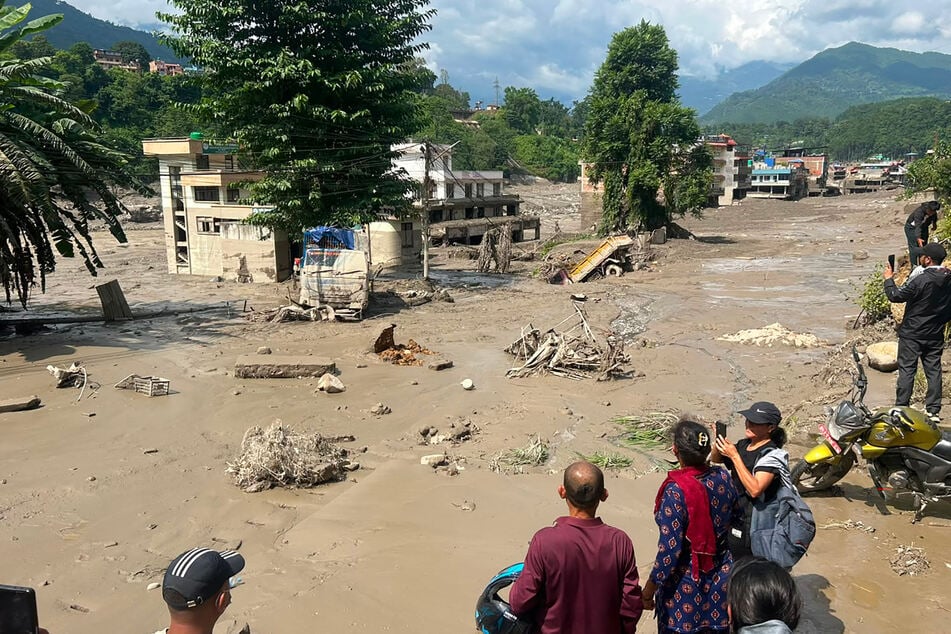 Nepal has reported a death toll of nearly 600.